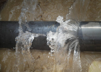 Bulawayo City Council fails to attend burst water pipes