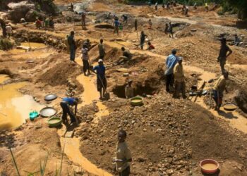 Illegal Mining Poses Danger to Residents of Informal Settlement in Riverlea